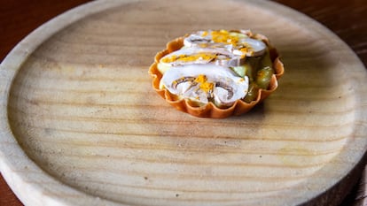 Tartaleta de berenjenas y champiñones al curry, de Brais Pichel, en una imagen proporcionada por el restaurante Terra.