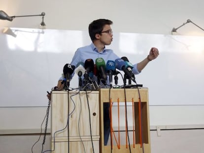 El secretario de Pol&iacute;tica de Podemos, &Iacute;&ntilde;igo Errej&oacute;n, durante la rueda de prensa ofrecida tras la primera reuni&oacute;n del Consejo de Coordinaci&oacute;n de esta formaci&oacute;n.