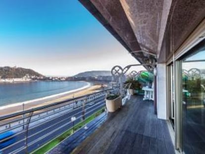 Terraza de vivienda en Miraconcha, en San Sebastián.