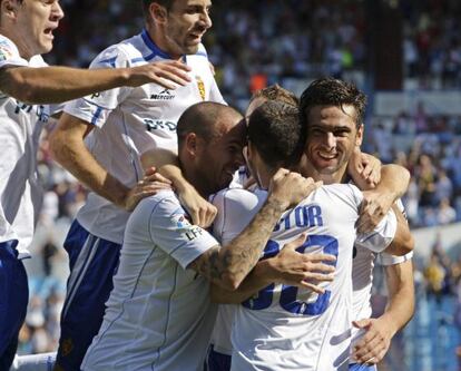 Helder Postiga celebra el primer gol ante Osasuna.