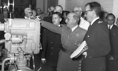 Valencia, 26 de mayo de 1952. Francisco Franco en la inauguración de la presa de Cofrentes.