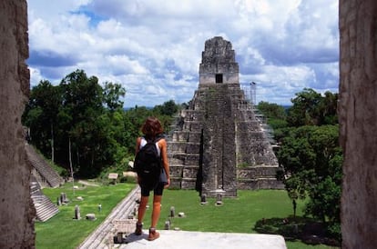 El templo de la Luna, en el sitio arquieol&oacute;gico de Tikal (Guatelama).