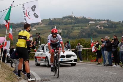 El colombiano Fernando Gaviria, del equipo UAE Emirates, en la etapa del Giro del pasado sábado.