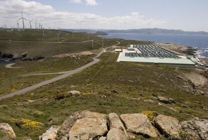 Piscifactoría y parque eólico en cabo Vilán (Camariñas), un espacio incluido dentro de la Red Natura.