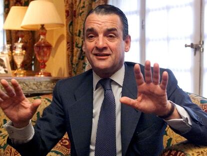 Mario Conde, en su casa de Madrid.