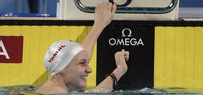 Melanie Costa celebra una de sus medallas en Estambul.