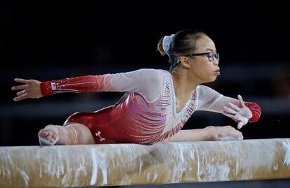 La atleta estadounidense Morgan Hurd compite durante el Campeonato del Mundo de gimnasia artística en Montreal (Canadá).