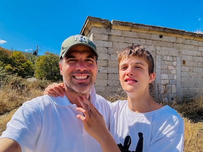 Álvaro y Alvarete en una excursión: “La vida no siempre es lo que imaginamos, pero siempre nos sorprende con pequeños regalos”.