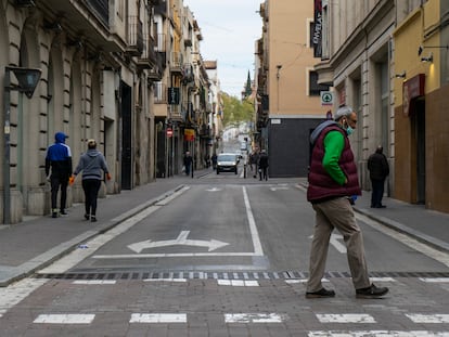 Vecinos de Igualada, este domingo, en el municipio barcelonés.