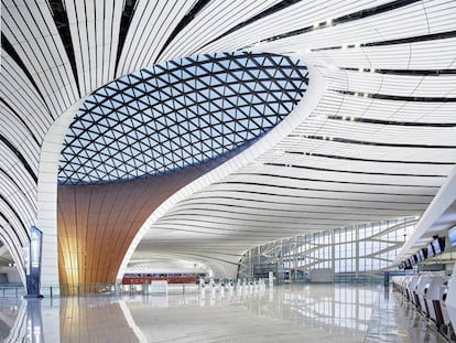 El nuevo aeropuerto Daxing de Pekín, diseñado por Zaha Hadid Architects.