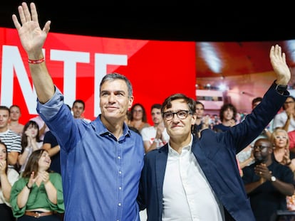 Pedro Sanchez y Salvador Illa