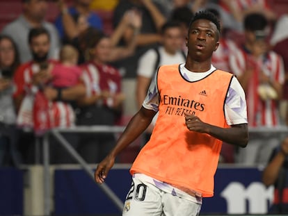 Vinicius Junior durante el partido entre el Real Madrid y el Atlético de Madrid en el Metropolitano, en septiembre.