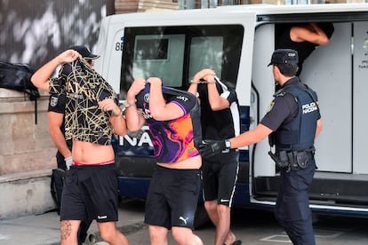 Los detenidos por la agresión sexual en Playa de Palma pasan a disposición judicial este sábado.