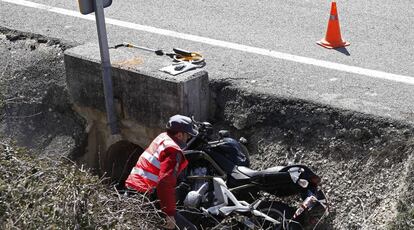 Un accident de moto a Ardanaz de Egüés (Navarra).