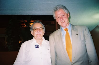 Gabriel García Márquez y Bill Clinton, en el marco del IV Congreso Internacional de la Lengua que se celebra en Cartagena de Indias (Colombia), La fotografía se hizo el 26 de marzo de 2007