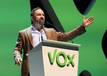 El presidente de Vox, Santiago Abascal, durante el acto en Vistalegre.