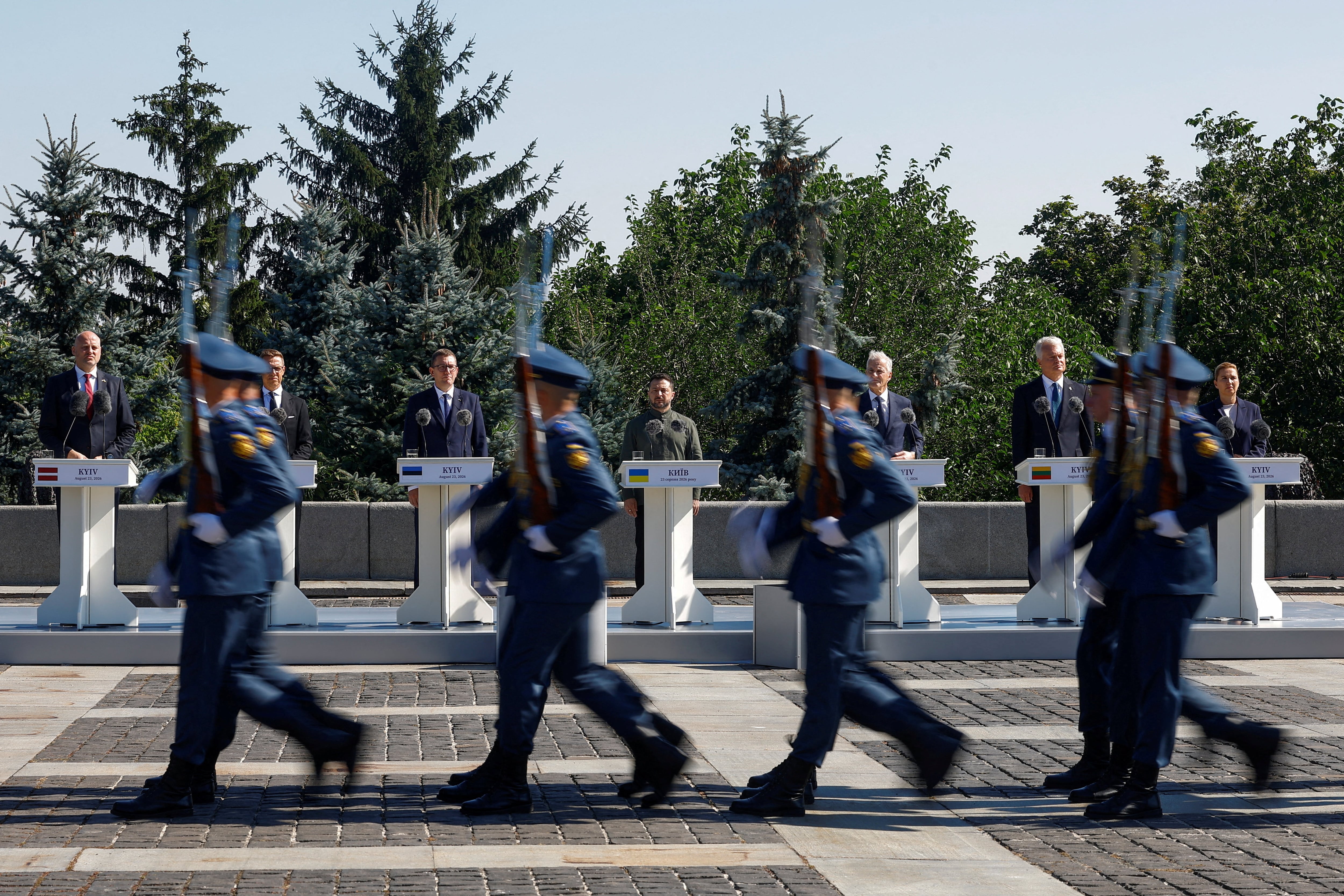 Zelenski alerta de que Putin prevé movilizar a 300.000 militares adicionales en Ucrania tras las elecciones de septiembre