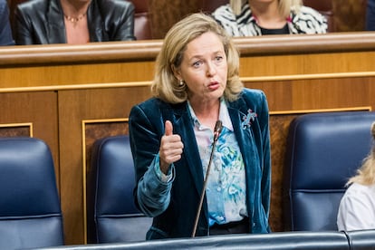 Nadia Calviño, vicepresidenta económica del Gobierno, este miércoles durante la sesión de control al Ejecutivo en el Congreso.