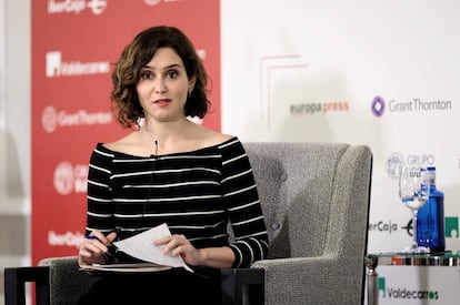 La presidenta de la Comunidad de Madrid, Isabel Díaz Ayuso, participa en un desayuno informativo de Europa Press.
 