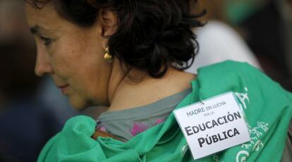 Concentraci&oacute;n de la Marea Verde frente a la Conserjer&iacute;a de Madrid.