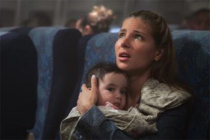 Elsa Pataky, en un fotograma de <i>Serpientes en un avión.</i>