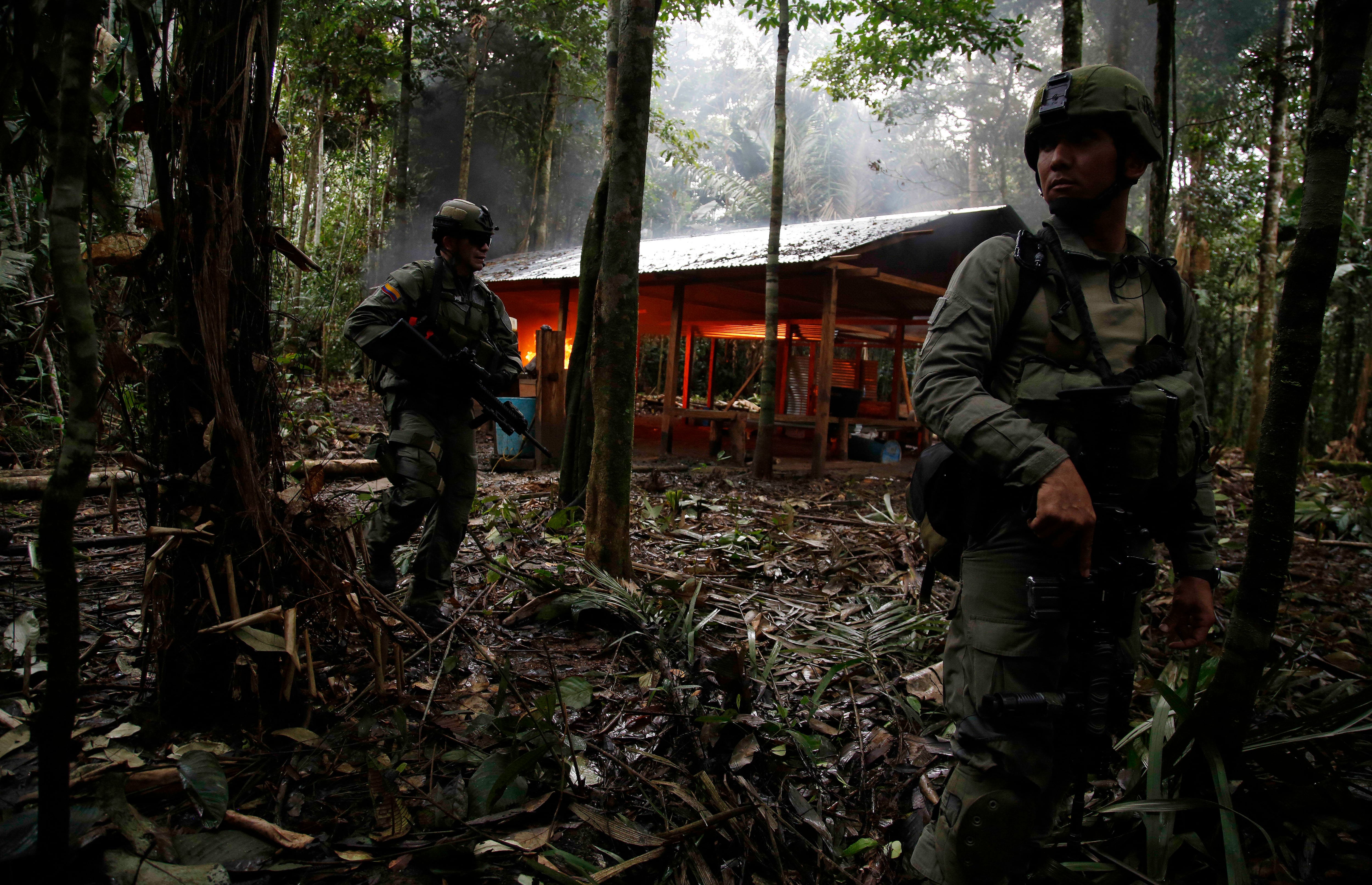 El hallazgo de una fosa común con los cadáveres de ocho líderes religiosos en el Guaviare estremece a Colombia