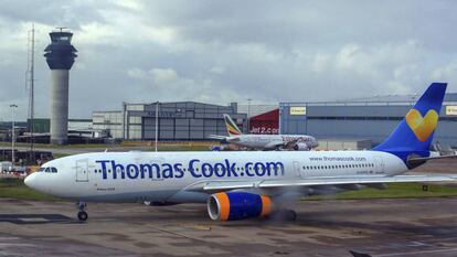 Um avião de Thomas Cook, o passado agosto no aeroporto de Mánchester.