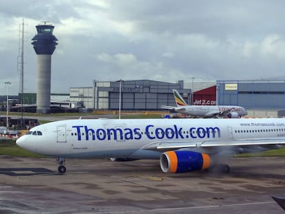 Um avião de Thomas Cook, o passado agosto no aeroporto de Mánchester.