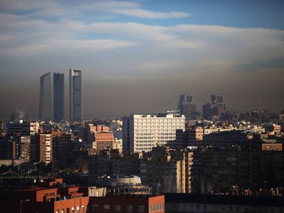 Los madrileños respiraron aire menos contaminado en 2016