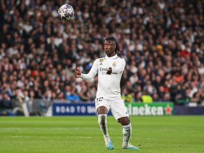 Camavinga, durante el partido contra el Liverpool en el Bernabéu.