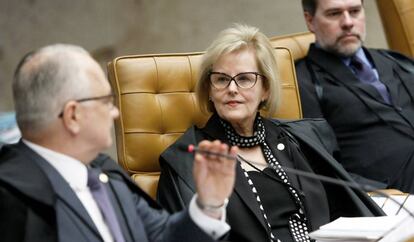 Rosa Weber com Édson Fachin e Dias Toffolli no plenário desta quarta.