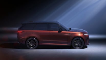 El SUV más potente y ligero de Range Rover ya está disponible en España y alcanza casi los 300 km/h