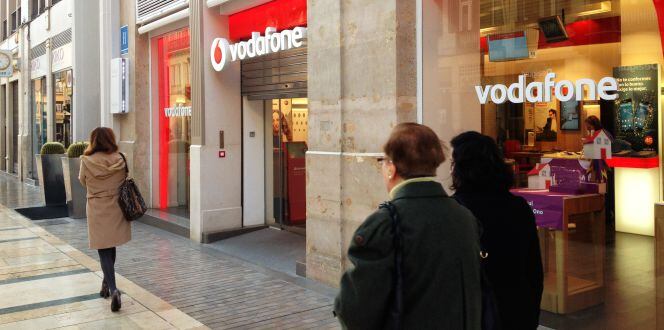 Vodafone y Jazztel son las compañías que más reclamaciones reciben; Digi y Pepephone, las que menos 