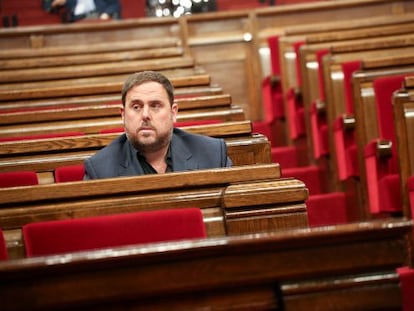 Junqueras, antes de intervenir en el Debate de Política General.