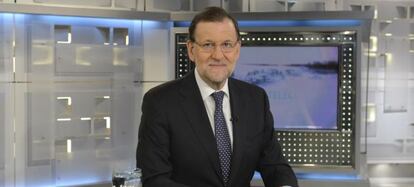 Mariano Rajoy, presidente del Gobierno, en los estudios de TeleCinco.