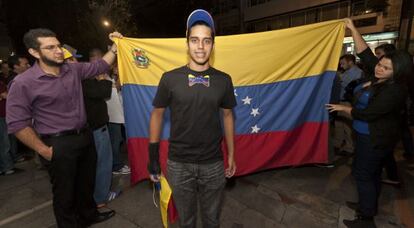 Beto Umaña, de 17 años, en la manifestación que él convocó