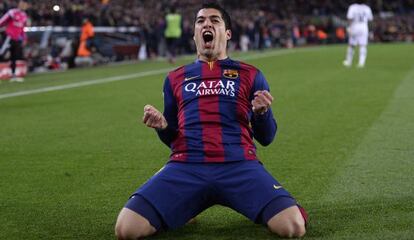 Luis Suárez celebra su gol ante el Madrid el pasado clásico.