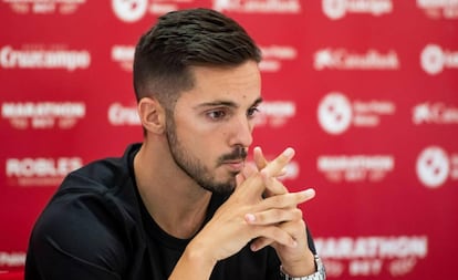 Pablo Sarabia, durante su rueda de prensa de despedida del Sevilla.