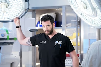 CHICAGO MED -- "Heavy Is The Head" Episode 403 -- Pictured: Colin Donnell as Connor Rhodes -- (Photo by: Elizabeth Sisson/NBC)