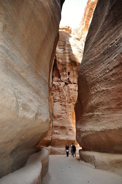 Siq, el pasillo que nos conduce al tesoro de Petra.