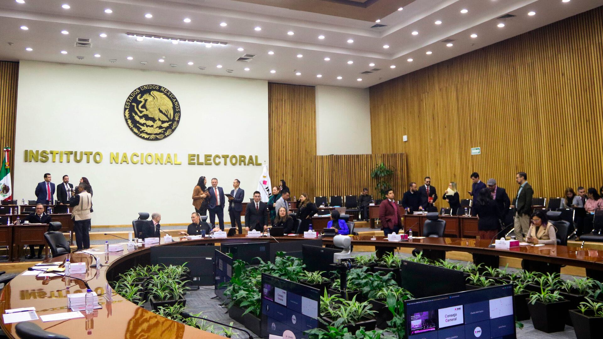 El INE mantiene la alerta de inseguridad para la elección judicial en el 19% de las secciones electorales del país