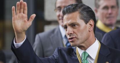 Enrique Pe&ntilde;a Nieto tras intervenir ante las Cortes. 