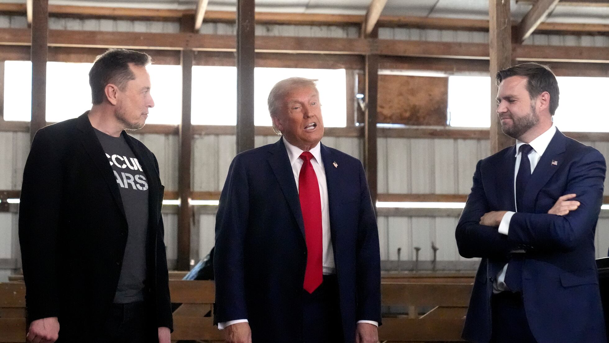 Trump amenaza a Musk con “consecuencias muy graves” si apoya a candidatos demócratas | Internacional | EL PAÍS