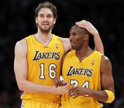 Pau Gasol y Kobe Bryant con los Lakers
