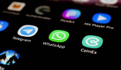 WhatsApp añade una nueva función para iniciar sesión en varios teléfonos a la vez