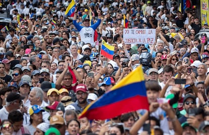 Manifestación en apoyo al candidato presidencial Edmundo González Urrutia, el 30 de julio, en Caracas (Venezuela).