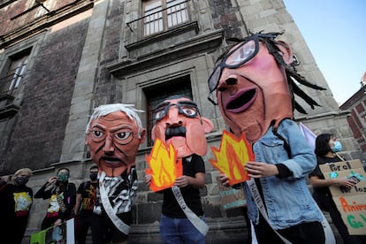 Manifestantes contra Pemex Pandora Papers