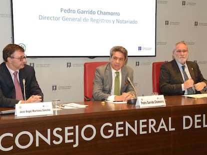 De izquierda a derecha, José Ángel Martínez, Pedro Garrido y José Marqueño.