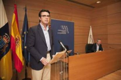El presidente del PP de Canarias y ministro de Industria, Energía y Turismo, José Manuel Soria. EFE/Archivo