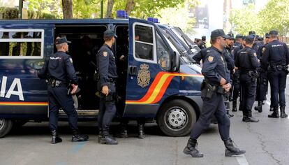 Agentes de la Policía Nacional, en una imagen de archivo.